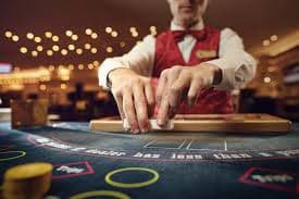 Beragam permainan virtual seperti slot dan game hiburan tersedia di platform